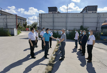 集團慰問轉(zhuǎn)運2(鄒律)_副本.jpg 集團慰問轉(zhuǎn)運2(鄒律)_副本.jpg