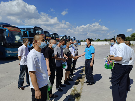 集團慰問轉(zhuǎn)運1(鄒律)_副本.jpg 集團慰問轉(zhuǎn)運1(鄒律)_副本.jpg